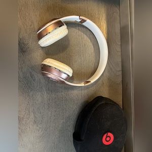Rose Gold Cordless Beats Headphones